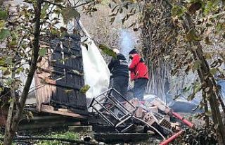 Tek katlı evde çıkan yangında 1 kişi hayatını...