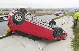 Tekirdağ’da ambulans ile otomobil çarpıştı:...