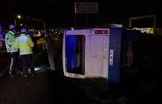 Tekirdağ’da işçi servisi devrildi: 2 yaralı
