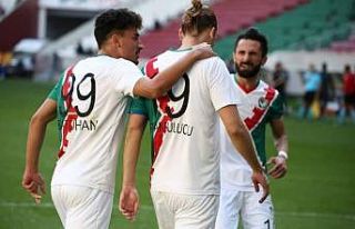 TFF 2. Lig: Amed Sportif Faaliyetler: 3 - Manisa FK:...