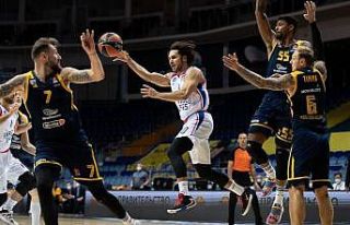 THY Euroleague: Khimki Moskova: 77 - Anadolu Efes:...