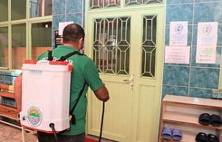 Toroslar’da dezenfekte ve temizlik çalışmaları...