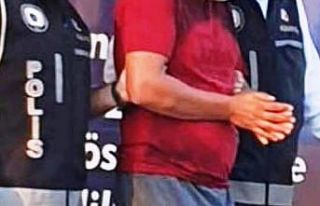 Tost makinesi hırsızı yakayı ele verdi