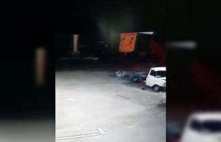 Trabzon’da feci kaza: Sürücü savruldu, kamyonet...