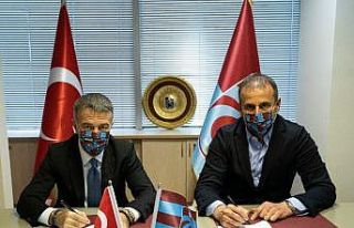 Trabzonspor’da Abdullah Avcı imzayı attı