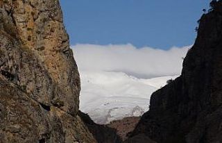 Tunceli’de kar ve sonbaharın görsel şöleni
