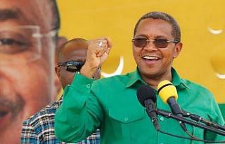 Türkiye’de okuyan Mwinyi, Zanzibar Başkanı seçildi
