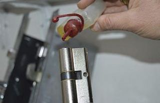 Türkiye’nin ilk kadın çilingirinden kış tavsiyeleri