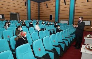 “Ülkemizin geleceğine rehberlik ediyorsunuz”