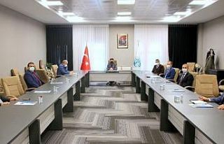 Üniversite yönetiminde korona toplantısı