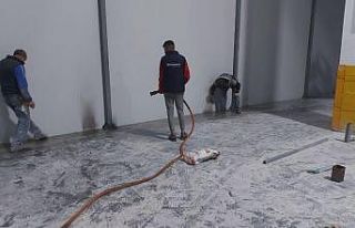 Ünlü alışveriş firmalarının deposunda çıkan...