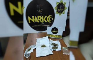 Uygulama noktasında kaçmak isteyen şahıslar 25...