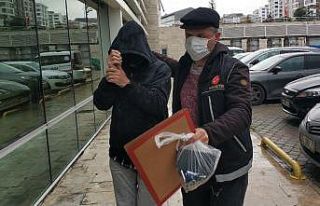 Uyuşturucu hapla yakalanan 2 kişi gözaltına alındı