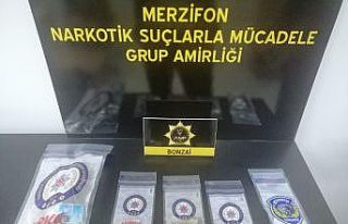 Üzerlerinde bonzai ile polise yakalandılar