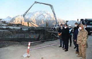Vali Akbıyık, jandarma sosyal tesisinin temelini...