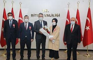 Vali Çağatay öğretmenleri makamında kabul etti
