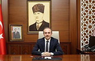 Vali Cüneyt Epcim’den 10 Kasım mesajı
