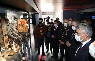Vali Makas, Çanakkale Savaşları Mobil Müzesini...