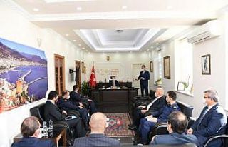 Vali Yazıcı: "Tropikal meyve yetiştiriciliği...