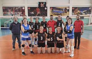 Van Büyükşehir Kadın Voleybol takımı 3’te...