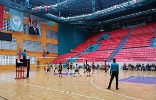 Van Büyükşehir Kadın Voleybol takımı ligde doludizgin