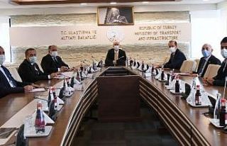 Van milletvekillerinden Ulaştırma ve Altyapı Bakanı...
