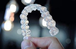 Van’da diş teline alternatif ‘şeffaf plak’...