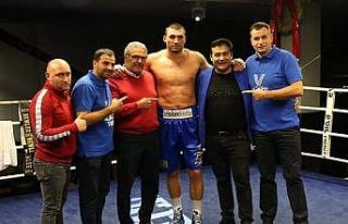 Volkan Gökçek, Gratii’ye geçit vermedi