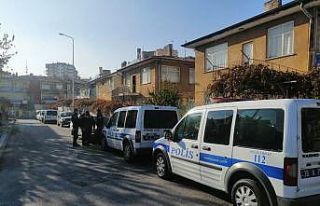 Yalnız yaşayan yaşlı kadın evinde ölü bulundu