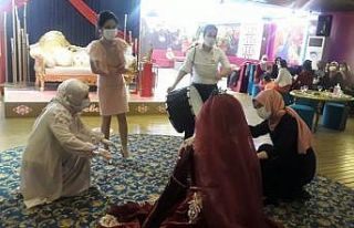 Yasağı delip, salgını hiçe sayanlar düğün...