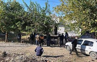 Yatağında ölü bulundu