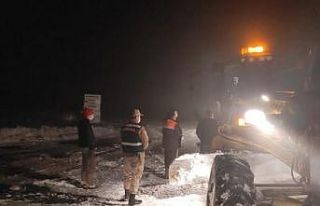 Yaylada mahsur kalan vatandaşlar ve hayvanlar kurtarıldı