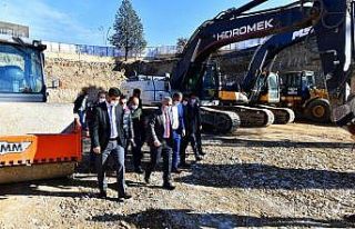 Yeşilyurt’ta millet bahçesi inşaat alanında...