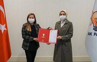 Zelal Sara Kars AK Parti kadın Kolları Başkanlığı’na...