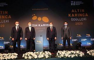 Zeytinburnu Belediyesi’ne çifte Altın Karınca...