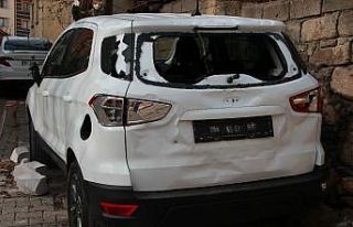 12 gün önce aldığı sıfır arabayı bu halde...
