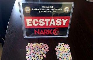 132 ecstasy hap ile yakalanan şahıs tutuklandı