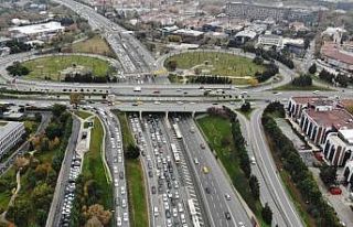 15 Temmuz Şehitler Köprüsü’ndeki trafik yoğunluğu...