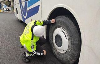 15 Temmuz Şehitler Otogarı’nda kış lastiği...