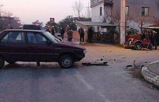16 yaşındaki sürücü kaza yaptı: 1 yaralı