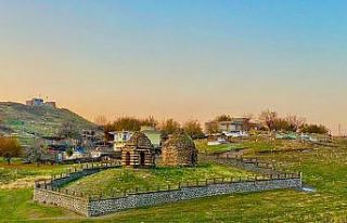 16. yüzyılda yapılan Kasım Bey Kümbetleri restore...