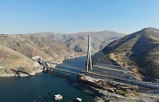2 bin 400 metre tünelle bağlanan Kömürhan Köprüsü...