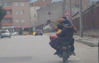 2 kişinin binmesi gereken elektrikli bisiklete 4...