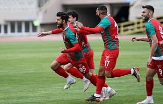 3. Lig: Karşıyaka: 3 - İçel İdman Yurdu: 1