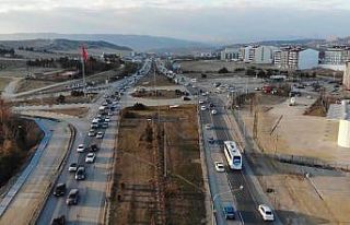 43 ilin geçiş noktasında yıl başı öncesi trafik...