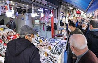 4 günlük yasak öncesi balıkçılara yoğun ilgi