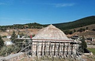 654 yıllık tarihi Murat Hüdavendigar Camii restore...