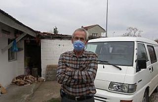 66 yaşındaki yaşlı adam: "Devletimle gurur...
