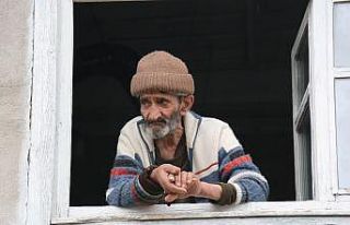 76 yaşındaki Mustafa amca geçici olarak huzurevine...
