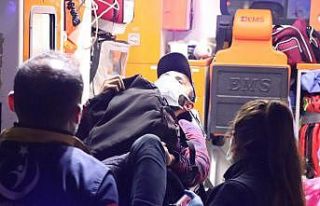 7 saat mahsur kaldığı kayalıktan JAK timleri helikopterle...